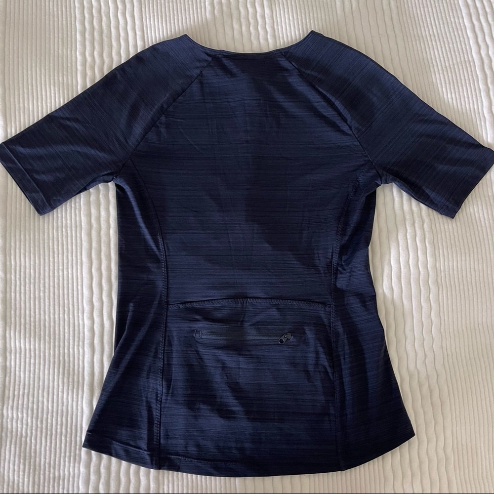 Athleta rash guard - Picture 3 of 7